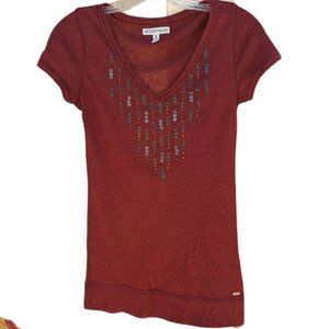 Aeropostale V-Neck Burgundy Embellished Short Sleeve Top - Size M
